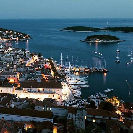Apartments Jaksa Hvar Town Luaran gambar